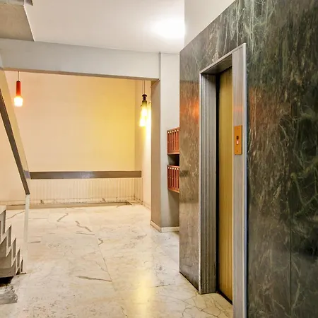 Cherry In Appartement